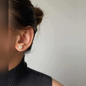 Pure Gold 18k Moissanite Diamond 6 Side Gold Lock Also Real Gold Pawnable